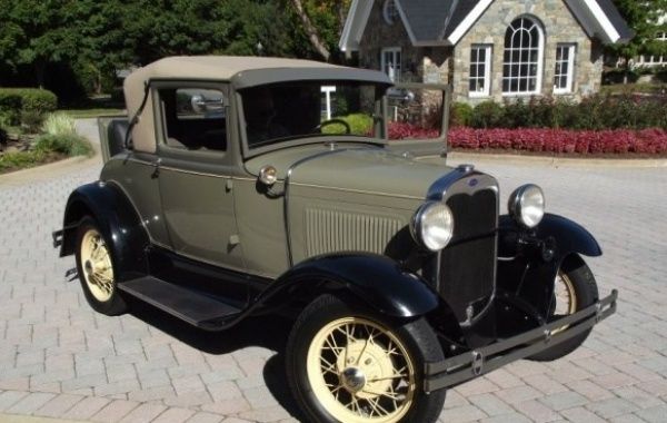 Auto do ślubu Ford rocznik 1929 zielony...